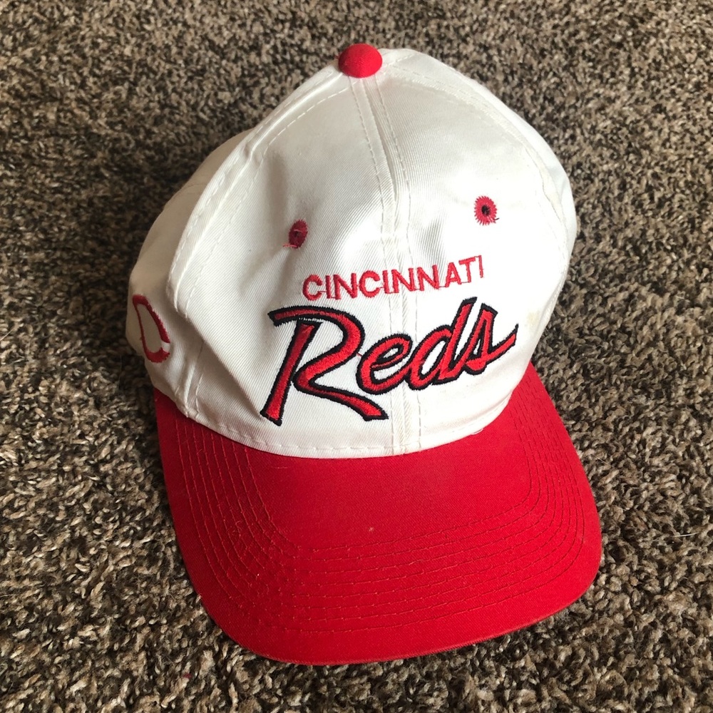 Cincinnati Reds hat